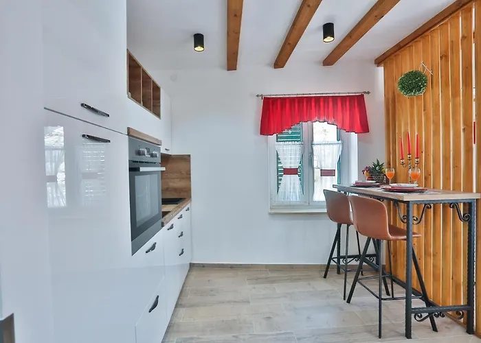 Split Inn Apartments