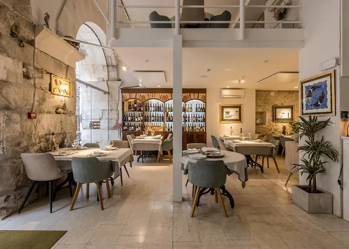 Leonis Restaurant&Rooms Split - Hôtel 4 étoiles