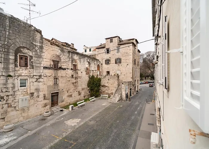 Tifani Luxury Rooms Split