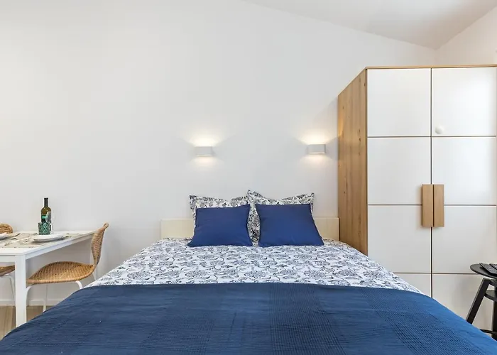 Luxury Apartment Silvana With Beautiful Garden Split